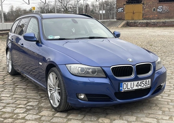 BMW Seria 3 cena 26900 przebieg: 259000, rok produkcji 2010 z Chocz małe 466